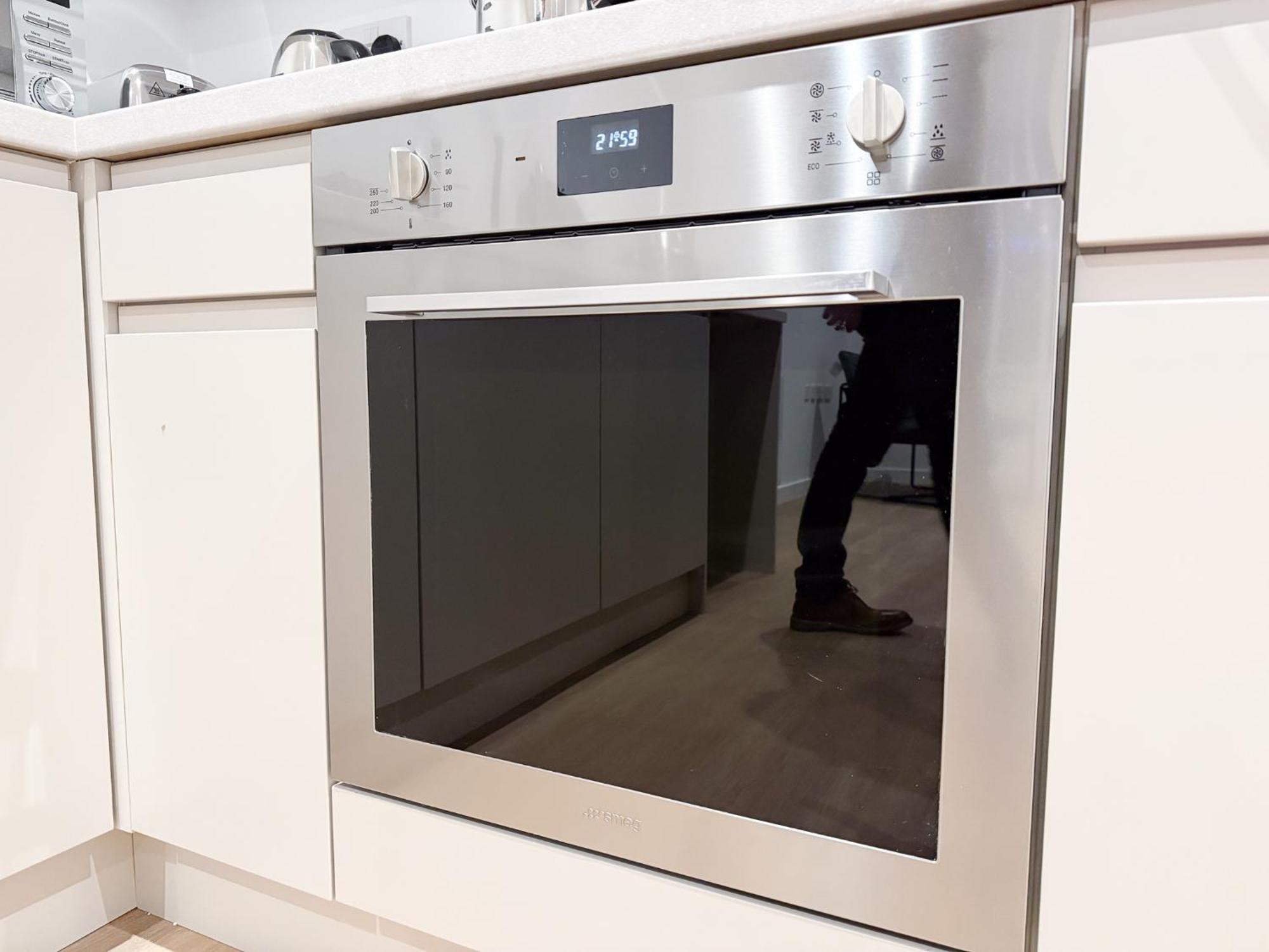 Spacious Modern 1 Bed Apartments In St Neots - Perfect For Contractors & Professionals - Free Parking - Wifi - Fully Equipped Kitchen - Smart Tv Ideal For Work Stays And Long Projects Exterior photo